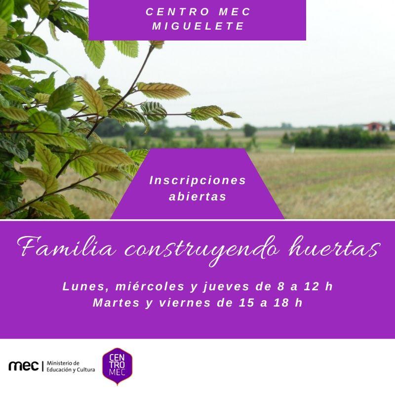 Familia construyendo huertas Familia construyendo huertas