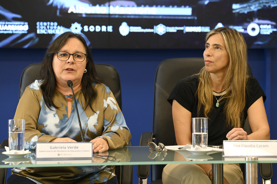Subsecretaria de Educación y Cultura, Gabriela Verde, y ministra (i) de Turismo, Ana Claudia Caram
