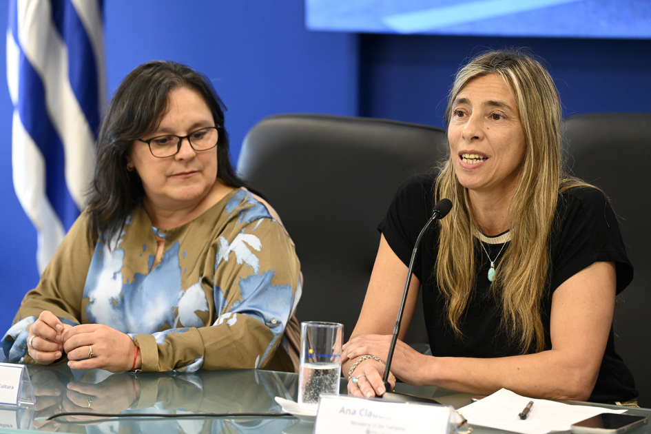 Subsecretaria Verde y ministra (i) Caram