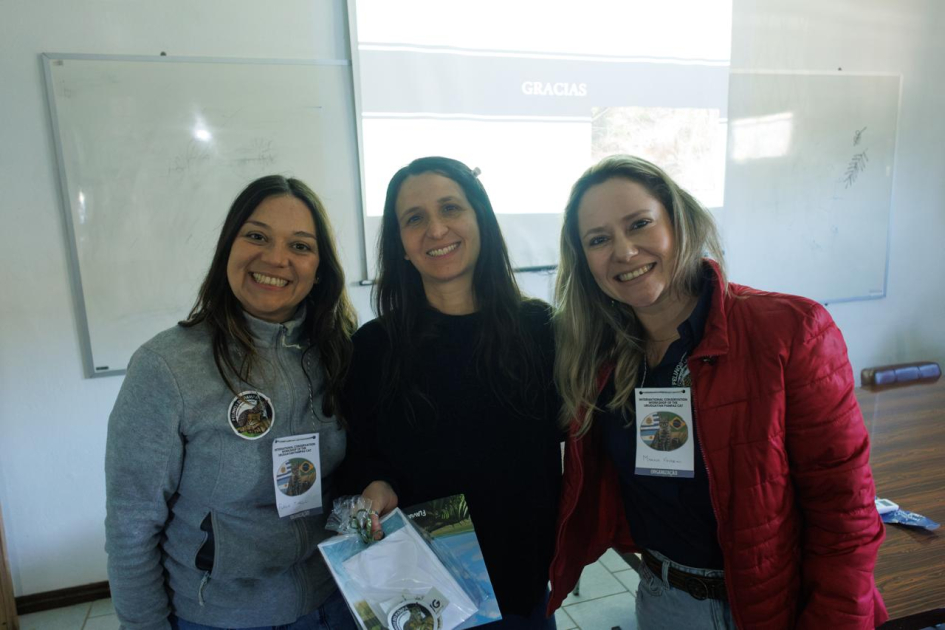 Nadia Bou junto a las organizadoras del taller en Porto Alegre