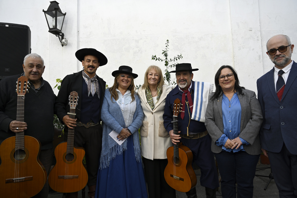 Payadores y autoridades