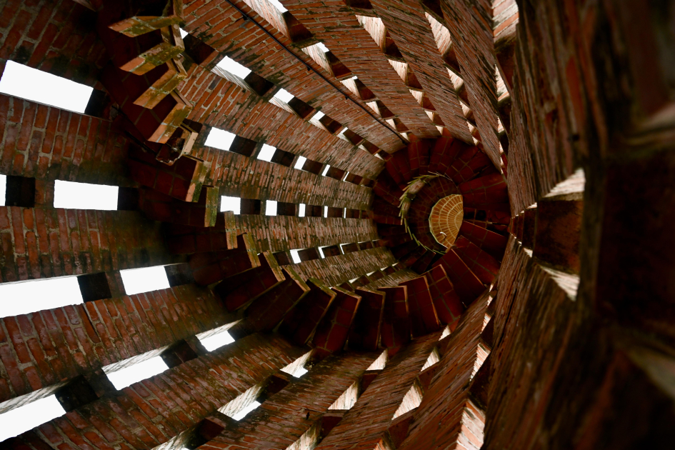 Celebración de la Obra de Eladio Dieste, Iglesia de Atlántida, como Patrimonio Mundial de la Unesco Interior de la Iglesia