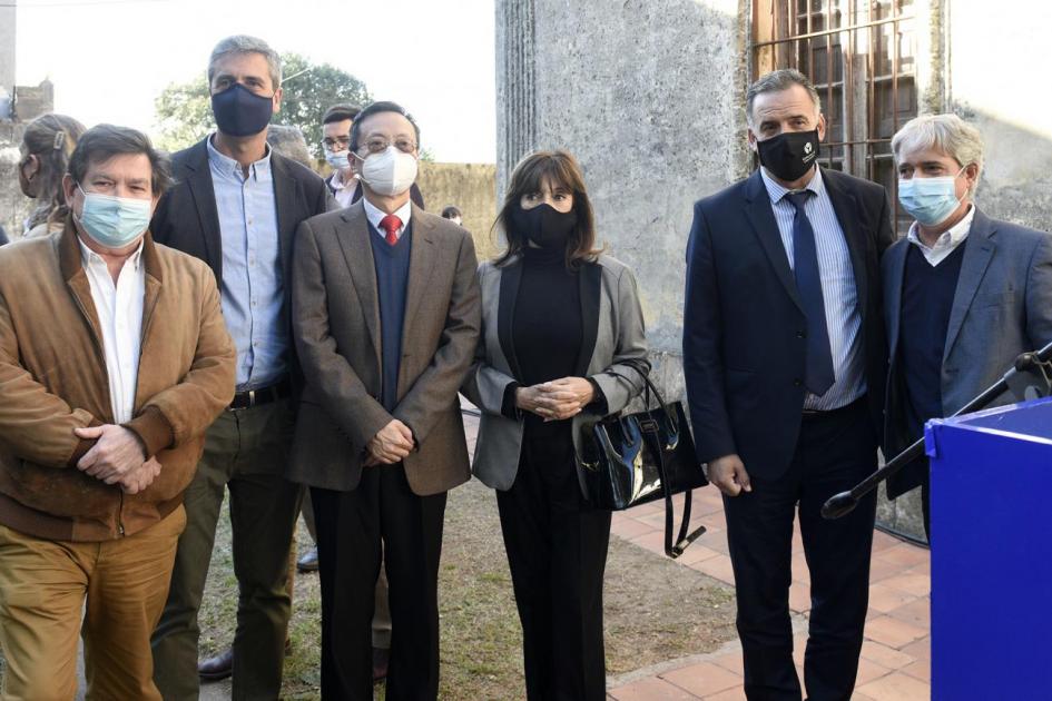 Autoridades del MEC y de la Intendencia de Canelones en el acto del cierre del Día del Patrimonio