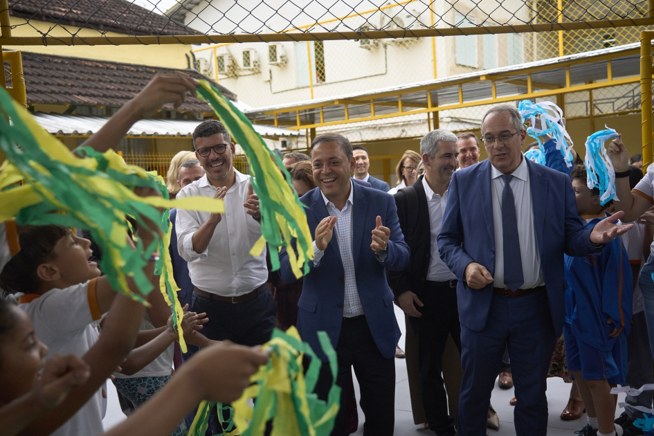 Ministro Mahía desarrolla una intensa agenda en el marco de la Semana de Uruguay en Río Autoridades durante recorrida