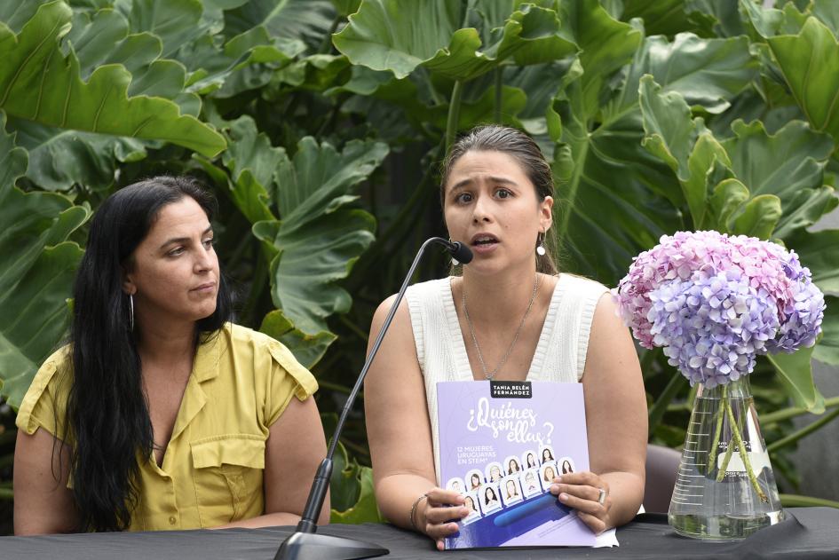 Presentación del libro a cargo de la autora