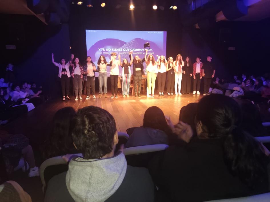 Jóvenes en el teatro