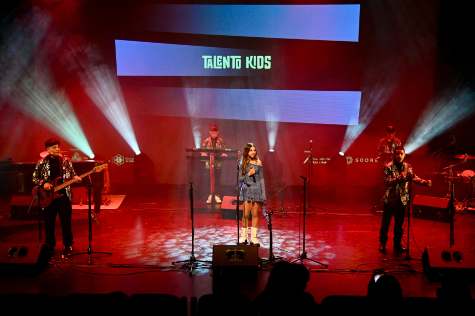 La celebración incluye un ciclo de música en el Auditorio Nacional del Sodre Plano general del escenario