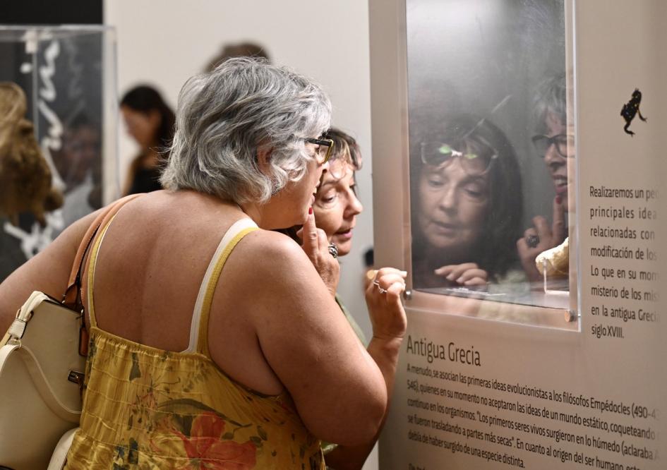 “Darwin estuvo aquí. 190 años de su viaje en Uruguay” en el Museo de Historia Natural. “Darwin estuvo aquí. 190 años de su viaje en Uruguay” en el Museo de Historia Natural.