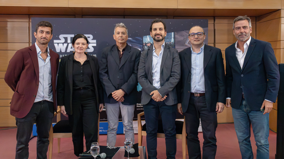 Autoridades del Sodre, junto al director Ezequiel Silberstein Autoridades del Sodre