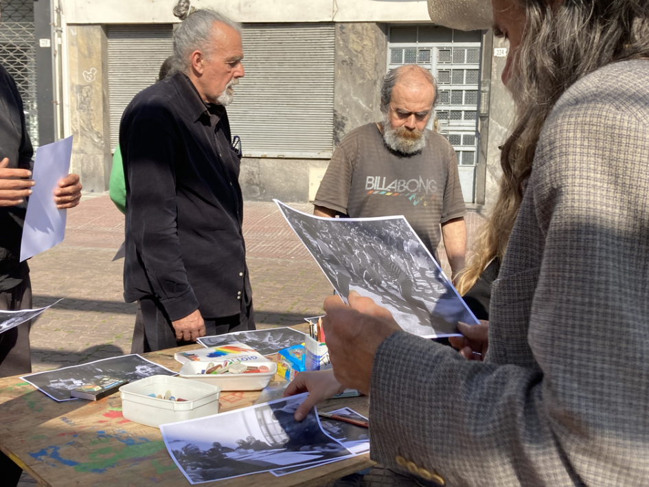 Actividad de taller de plástica de Urbano Sur en Fotogalería Ciudad Vieja. Actividad de taller de plástica de Urbano Sur en Fotogalería Ciudad Vieja.