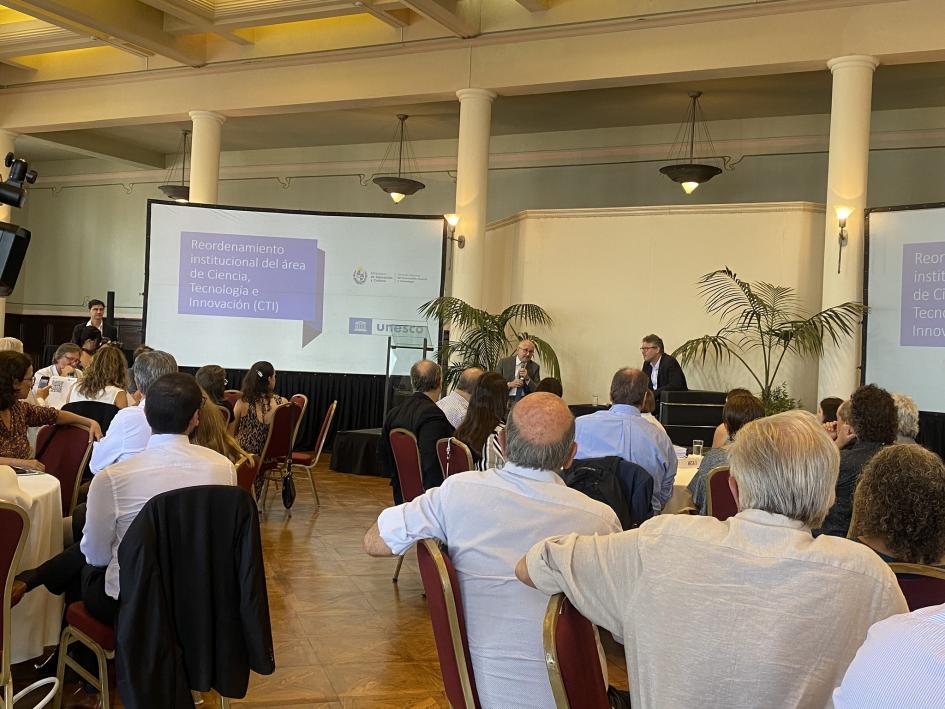1er Taller de Reordenamiento institucional del área de CTI 1er Taller, autoridades presentes