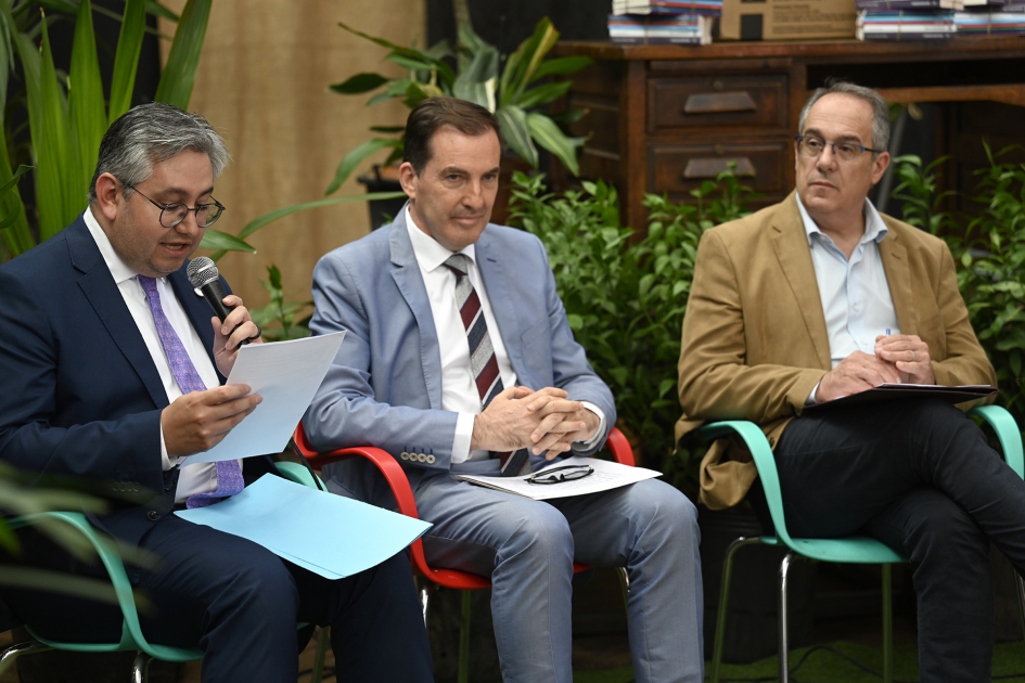 Lanzamiento 25 para el 25