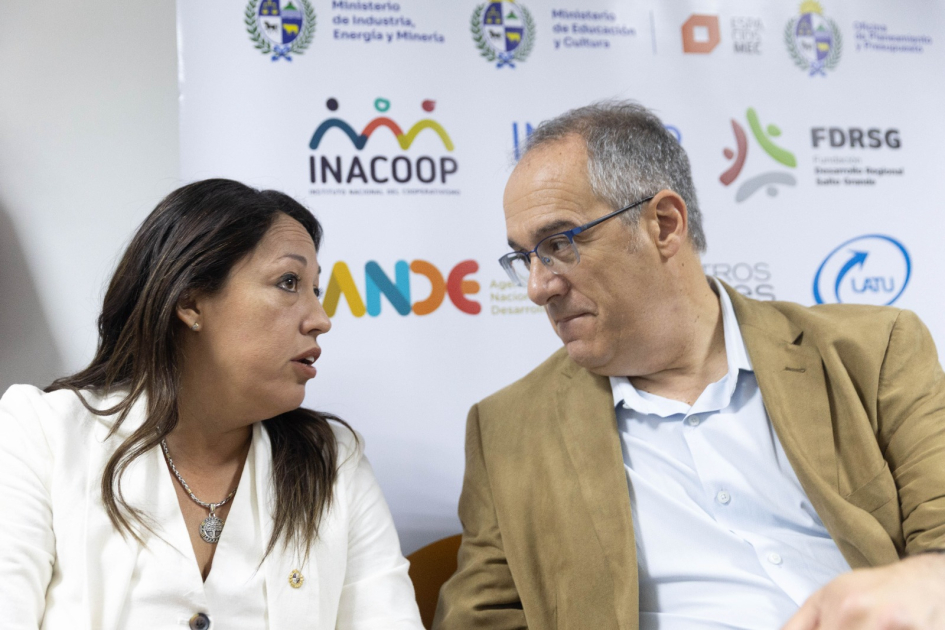 Fernanda Cardona y José Carlos Mahía. Fernanda Cardona y José Carlos Mahía.