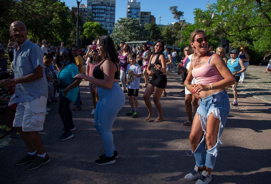 BAILAR LA PRIMAVERA - Urbano Sur