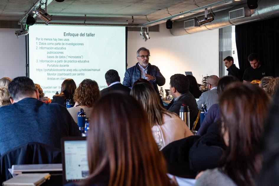 Jornadas del Ciclo de Perfeccionamiento Docente en Colonia