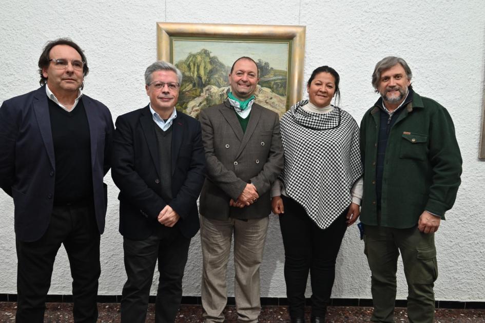 autoridades participantes de inauguración exposición MEG en Minas