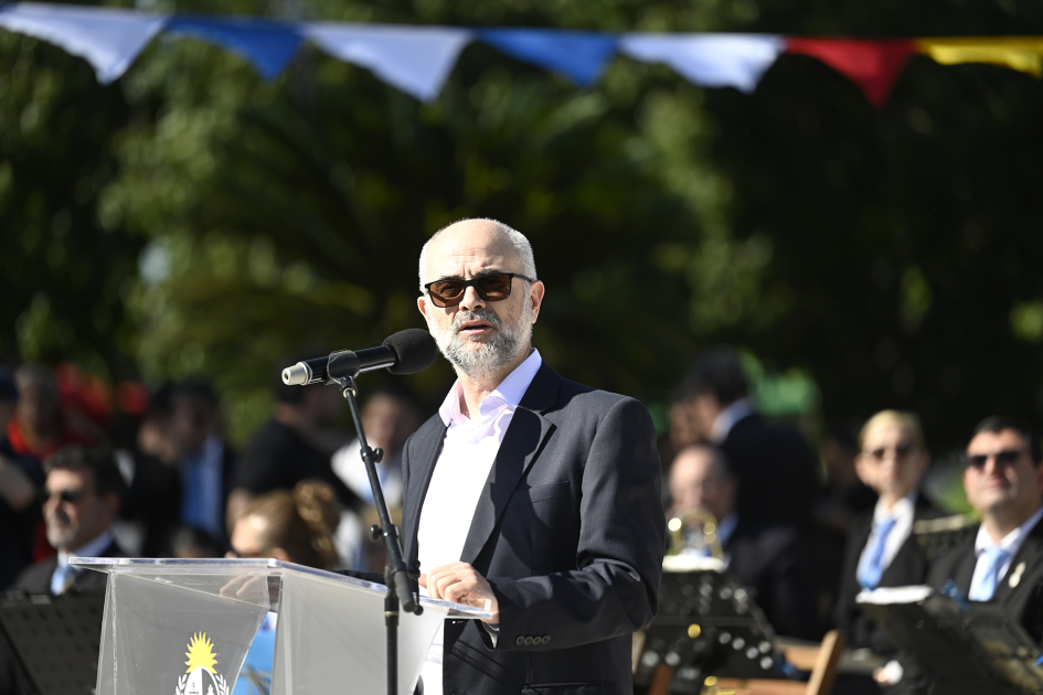 Director Marcel Suarez