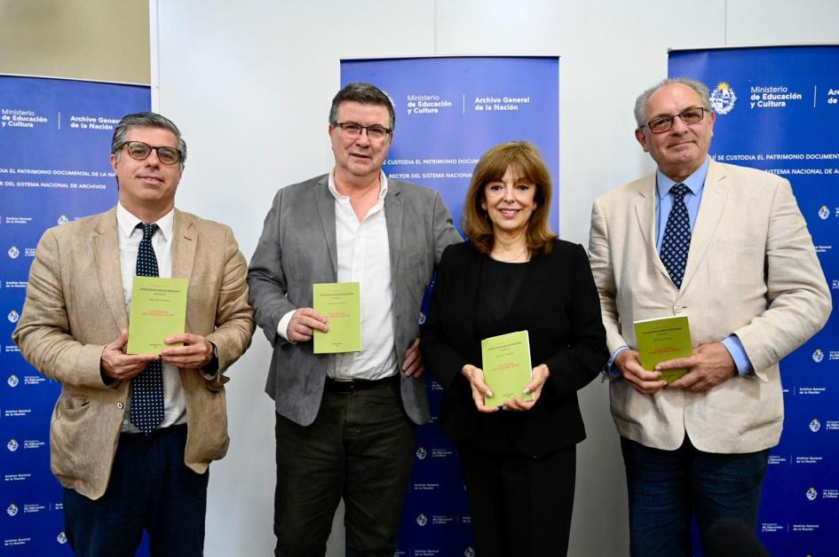 Valentín Trujillo, Hebert Benítez, Ana Ribeiro y Alberto Umpiérrez. Valentín Trujillo, Hebert Benítez, Ana Ribeiro y Alberto Umpiérrez.