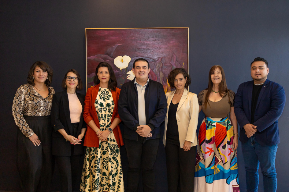 Alejandra Cabezas (Dirección de Museos de El Salvador), Verónika Herszhorn ( Sistema Nacional de Mus