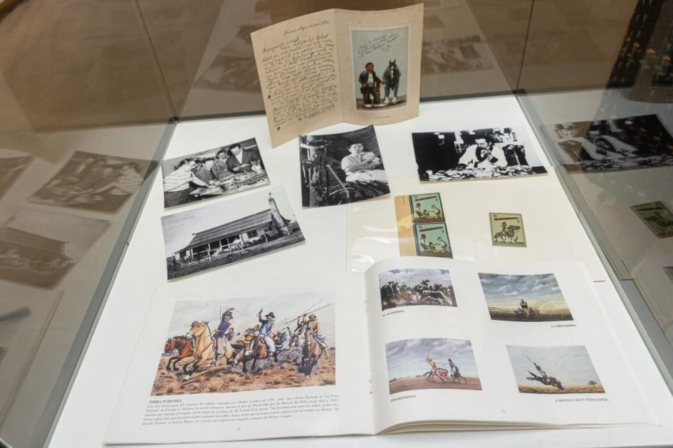 fotografía de la inauguración de la muestra fotografía de la inauguración de la muestra