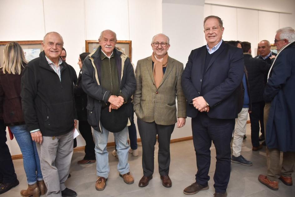 fotografía de la inauguración de la muestra fotografía de la inauguración de la muestra