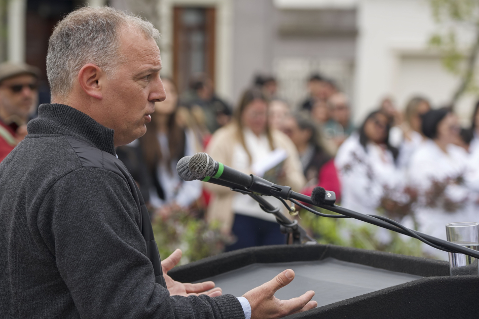 Director nacional de Educación, Gabriel Quirici, en la conmemoración de la batalla de Sarandí Director nacional de Educación, Gabriel Quirici, en la conmemoración de la batalla de Sarandí