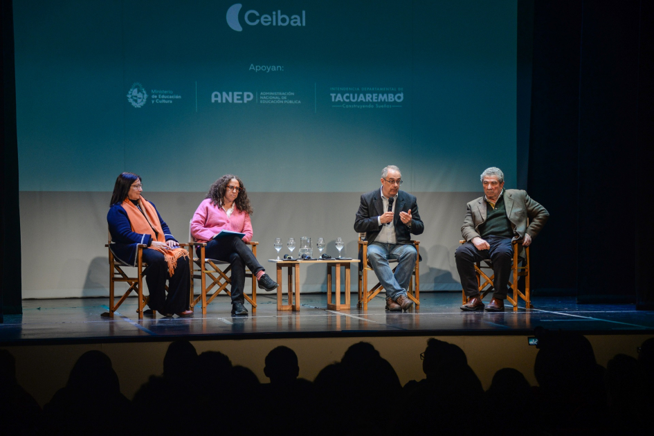 Ministro Mahía participó en Tacuarembó de la iniciativa Campus del Norte de Ceibal Autoridades durante presentación