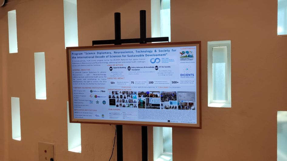 Poster SciDiNTSforIDSSD en Conferencia Unesco Poster SciDiNTSforIDSSD en Conferencia Unesco