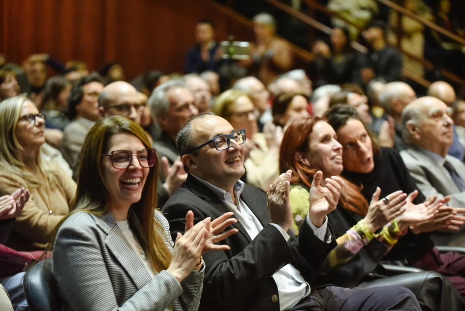 Auotridades del MEC, Carlos Varela Ubal, Maru Vidal y Valeria Tanco presentes en los Premios Auotridades del MEC, Carlos Varela Ubal, Maru Vidal y Valeria Tanco presentes en los Premios