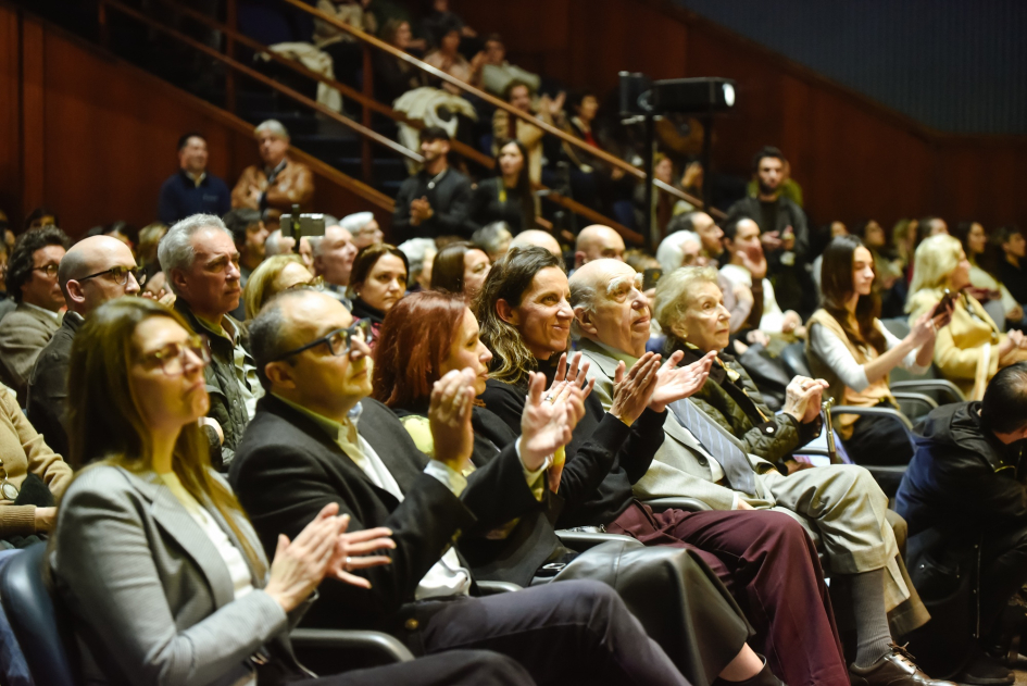 Auotridades del MEC, Carlos Varela Ubal, Maru Vidal y Valeria Tanco presentes en los Premios Auotridades del MEC, Carlos Varela Ubal, Maru Vidal y Valeria Tanco presentes en los Premios