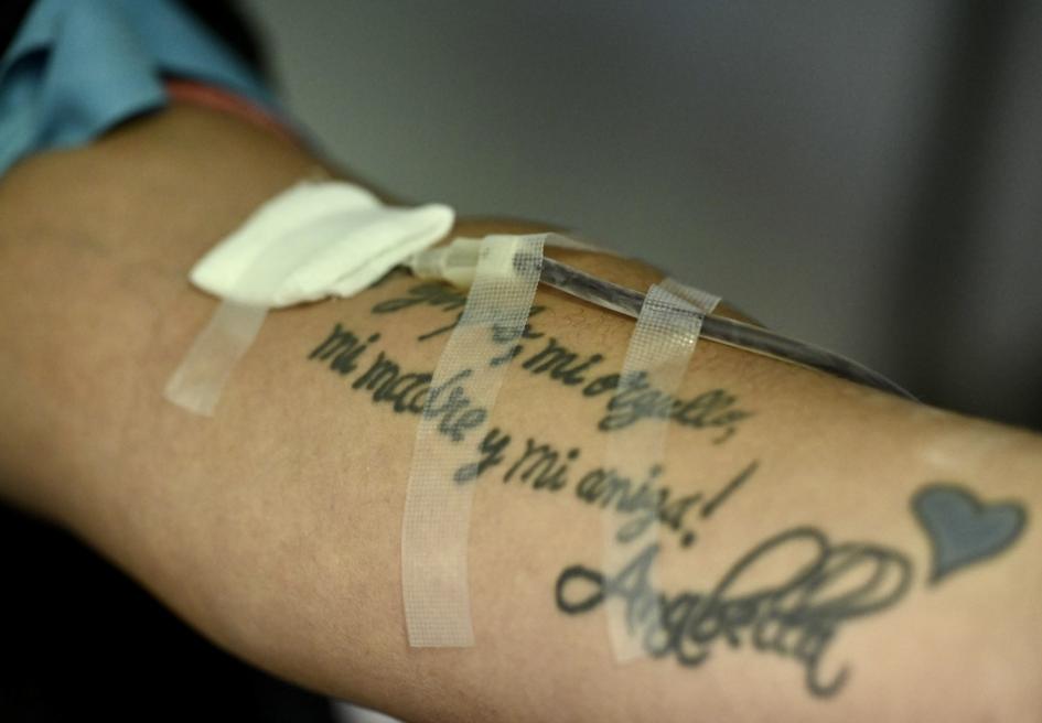La jornada involucró a más de 40 funcionarios Brazo con extracción de sangre