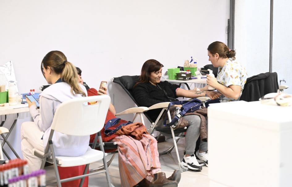 La jornada se realizó en una oficina del Registro Civil Plano general de sala del Registro Civil