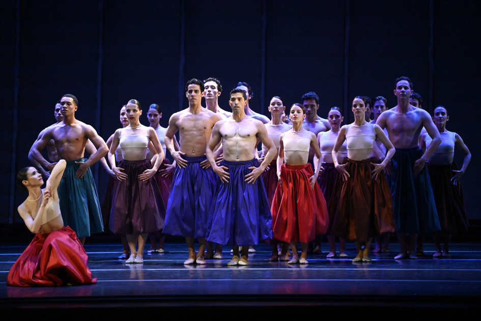 Bailarines en escenario