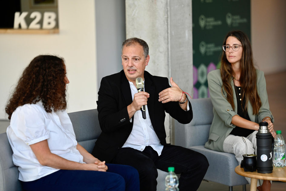 Seminario regional sobre IA y Educación Seminario regional sobre IA y Educación