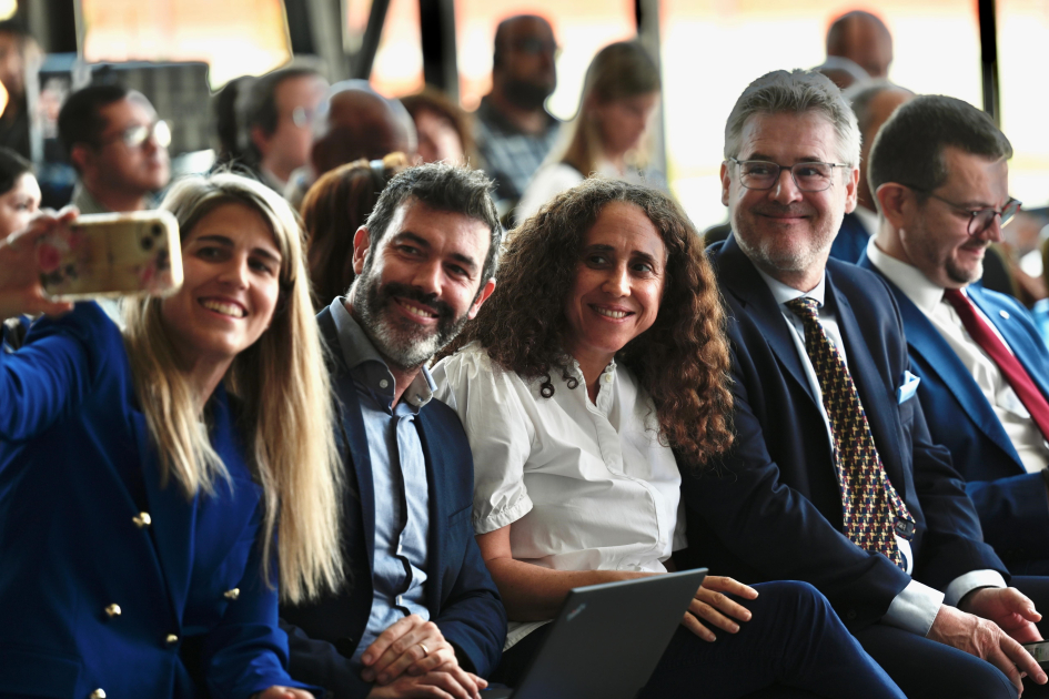 Seminario regional sobre IA y Educación Seminario regional sobre IA y Educación