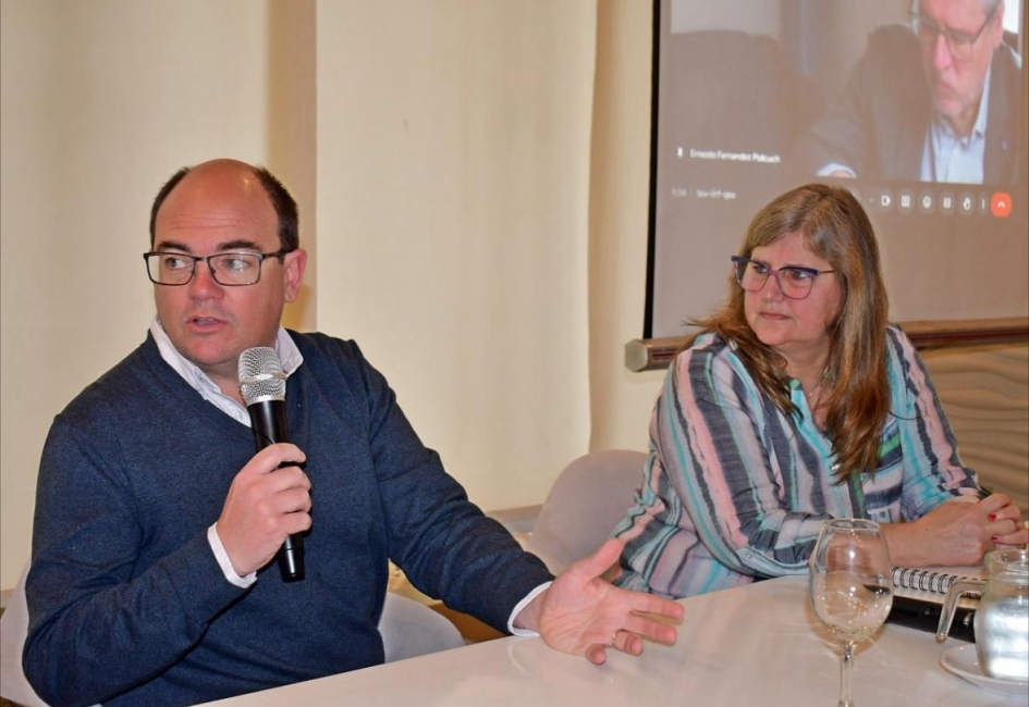 Palabras del Intendente de Flores, Diego Irazabal Palabras del Intendente de Flores, Diego Irazabal