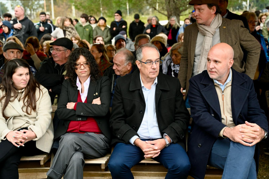 Ministro Mahia, Intendente Legnani y Directora Casablanca en Inauguración Museo "Los Vagones"