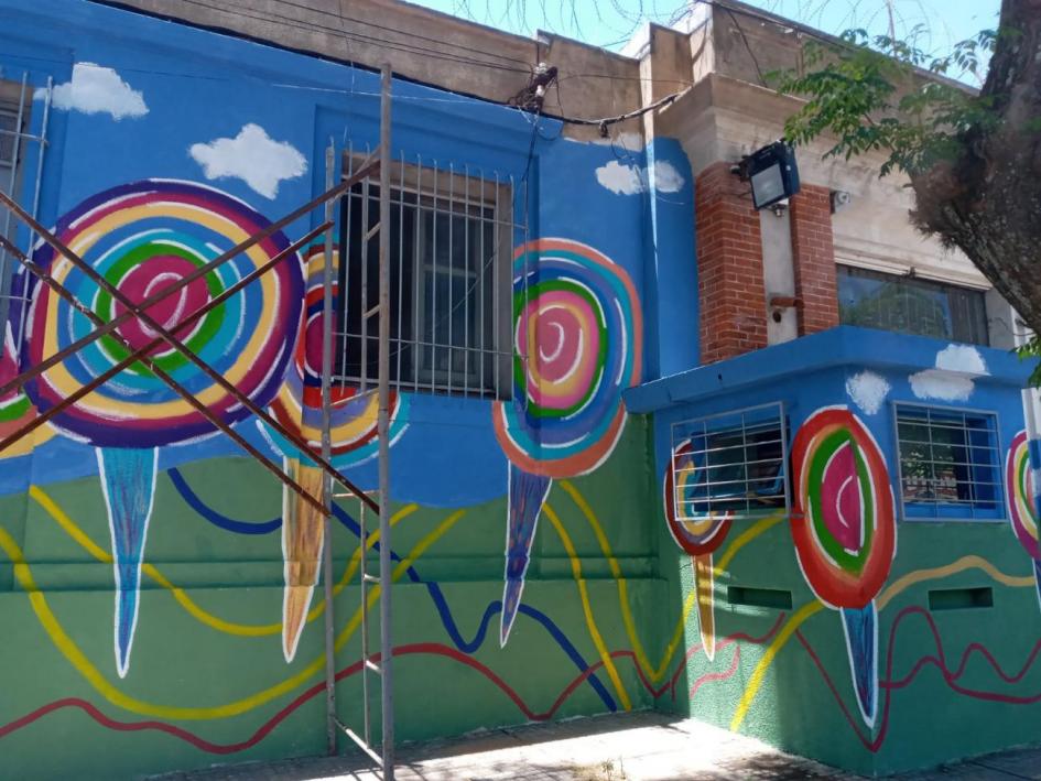 Murales en la Unidad femenina N°12 de Rivera 