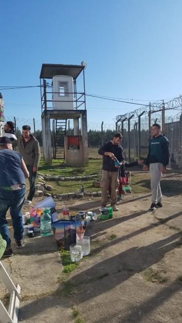 jóvenes al aire libre