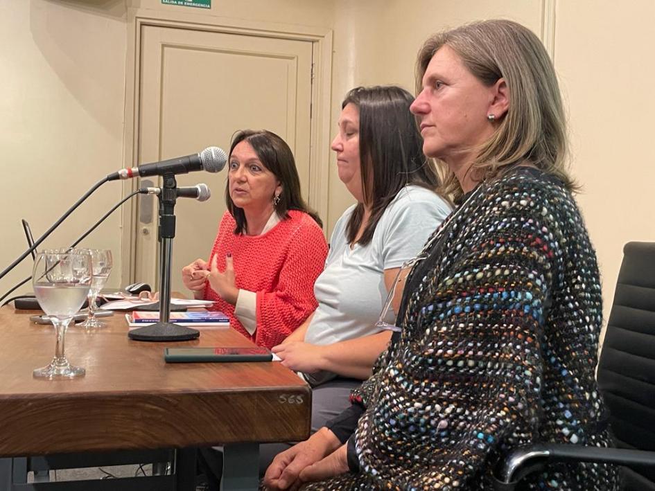 Presentación del libro "Mujeres con Historia" Libro "Mujeres con Historia"
