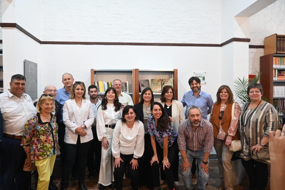Biblioteca de ciencias agrarias y literatura Biblioteca de ciencias agrarias y literatura
