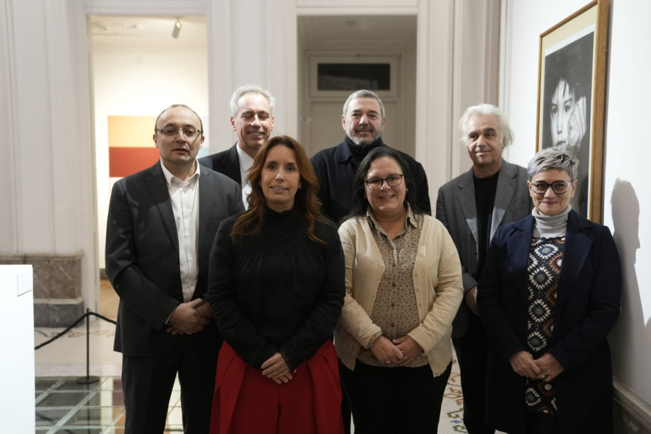 El Premio Figari celebra sus 30 años con la exposición «Trayectorias y legados» El Premio Figari celebra sus 30 años con la exposición «Trayectorias y legados»