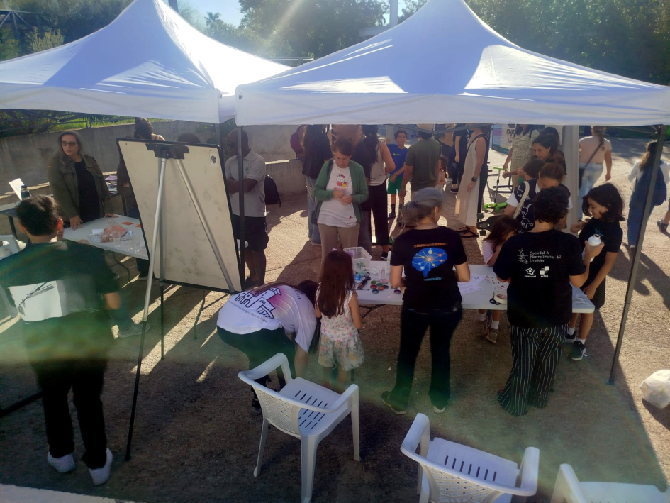 Investigadoras e investigadores de varias instituciones organizaron el evento Investigadoras e investigadores de varias instituciones organizaron el evento