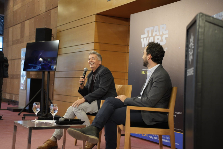 Auditorio del Sodre une música y cine para presentar Star Wars en concierto Personas hablando en público