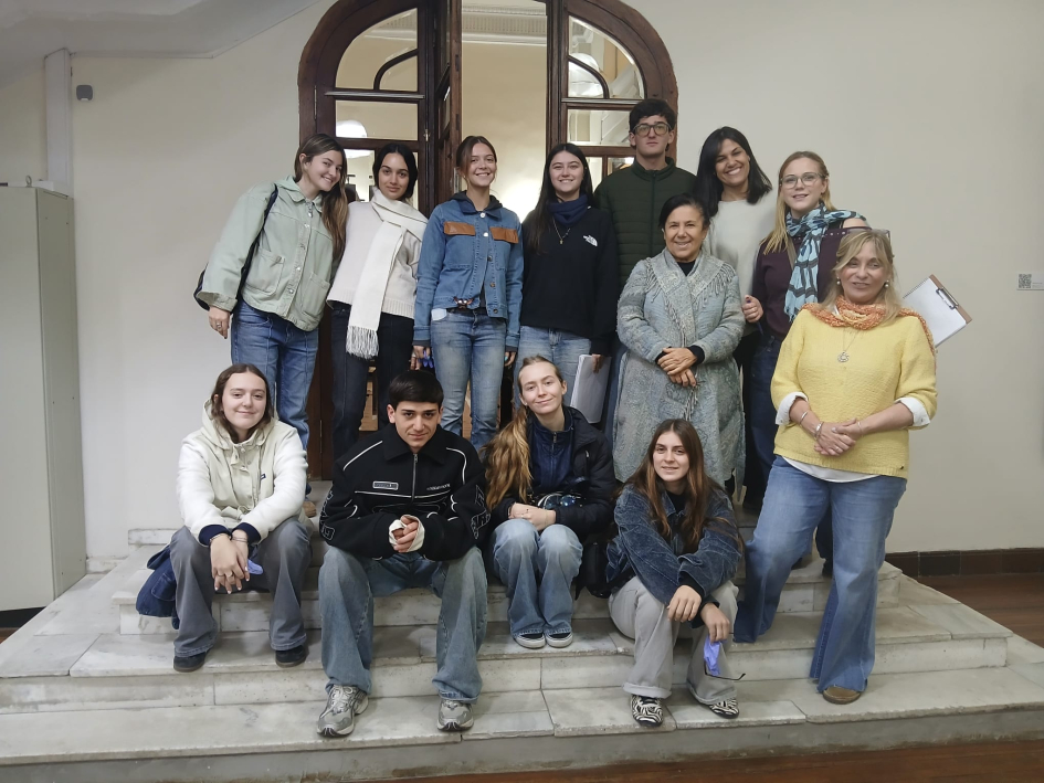 Grupo de estudiantes de St. Patrick's College Preuniversitario Estudiantes de St. Patrick's College Preuniversitario