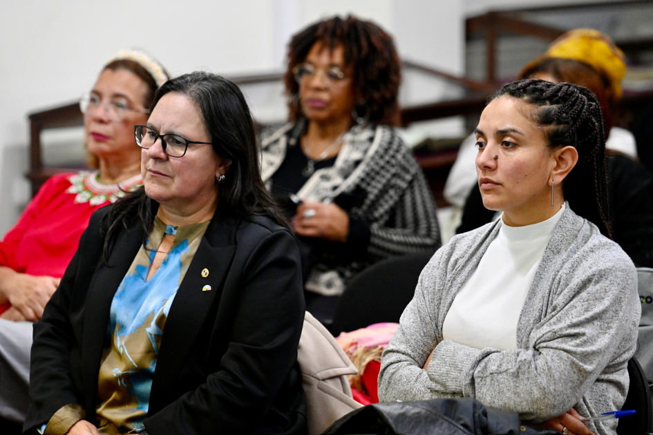 Autoridades presentes en la actividad en marco del mes de la Afrodescendencia