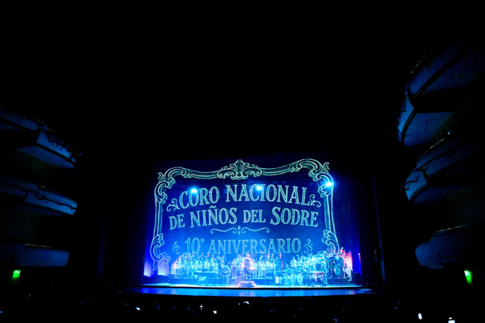 El Coro Nacional de Niños del Sodre celebró su 10.° aniversario con un espectáculo conmemorativo