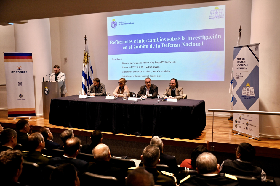 Jornadas Académicas de Defensa promovieron el intercambio interdisciplinario Jornadas Académicas de Defensa promovieron el intercambio interdisciplinario