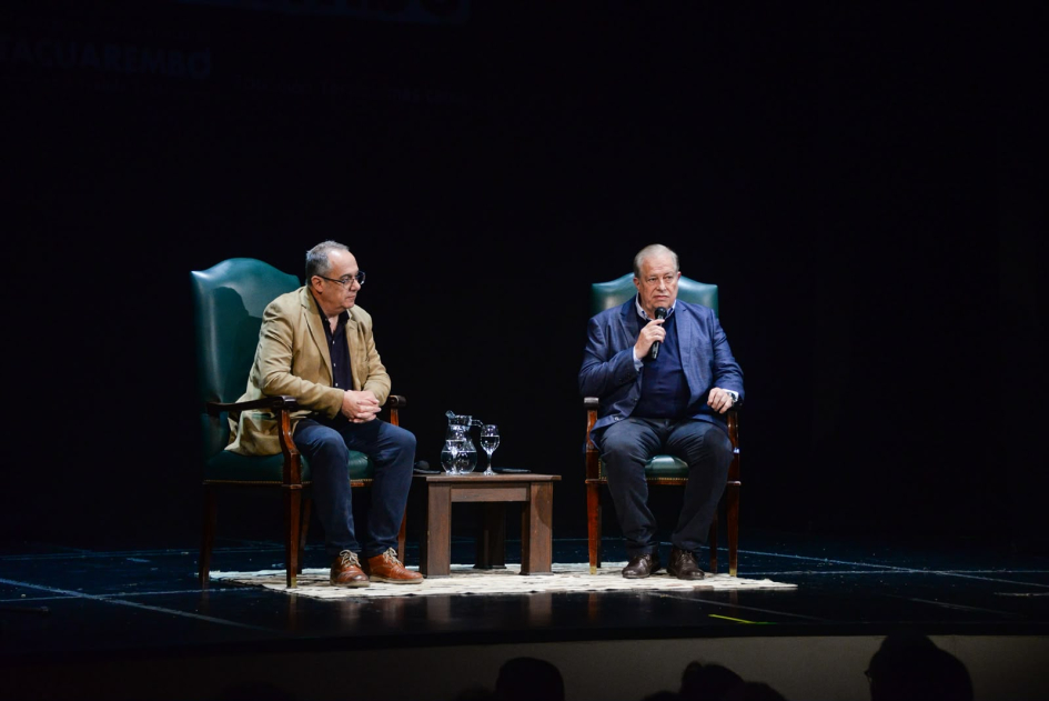Ministro Mahía, junto con el Intendente de Tacuarembó, Wilson Ezquerra Ministro Mahía, junto con el Intendente de Tacuarembó, Wilson Ezquerra