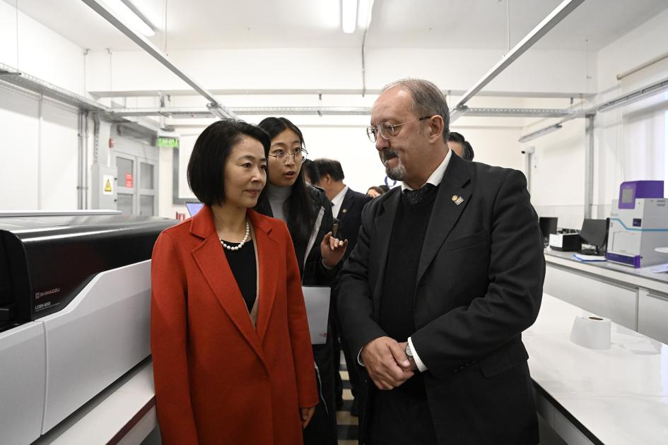 V Comisión Mixta (COMMIX) entre Uruguay y la República Popular China.